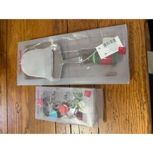 Celebrate & Decorate Cheese Cutter and Russ Holiday Wine Charms Set
